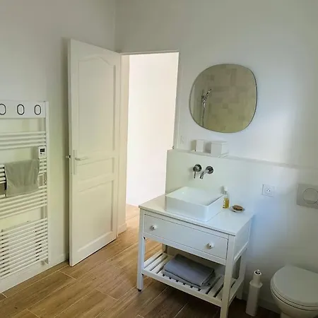 Des 3 Ponts, Piscine Villa Nîmes