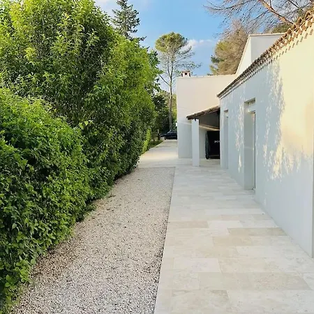 Des 3 Ponts, Piscine Au Calme Villa Nimes