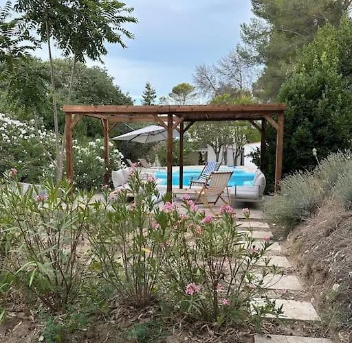 Villa Des 3 Ponts, Piscine Au Calme *