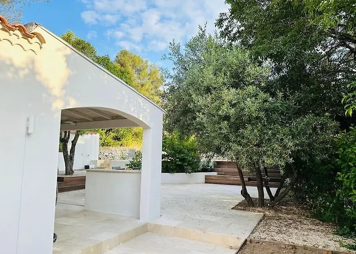 Des 3 Ponts, Piscine Au Calme Nimes